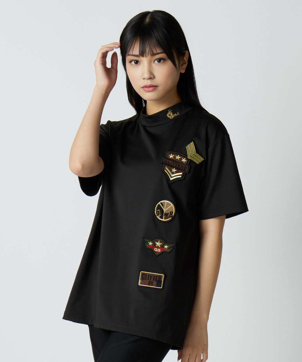 GLITTER 8 モックネックTシャツ（半袖）