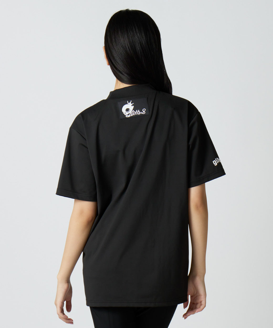 GLITTER 8 モックネックTシャツ（半袖）