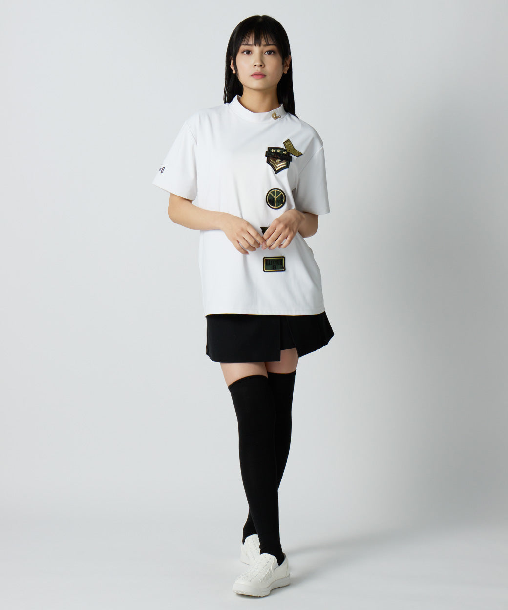 GLITTER 8 モックネックTシャツ（半袖）